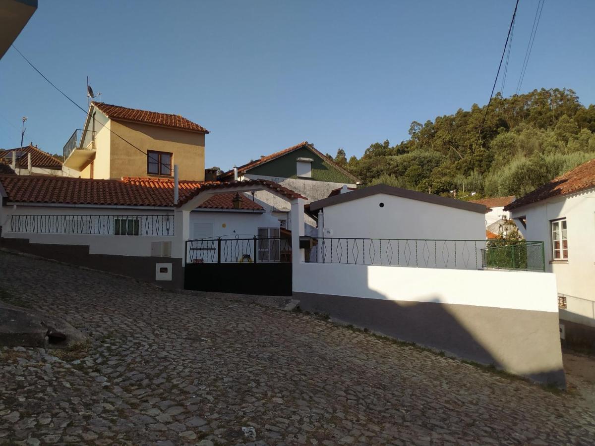 Casinha Da Eira Apartment Góis Екстериор снимка